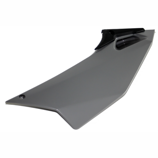 Tapa trasera izquierda Pitbike YCF Pilot / Factory