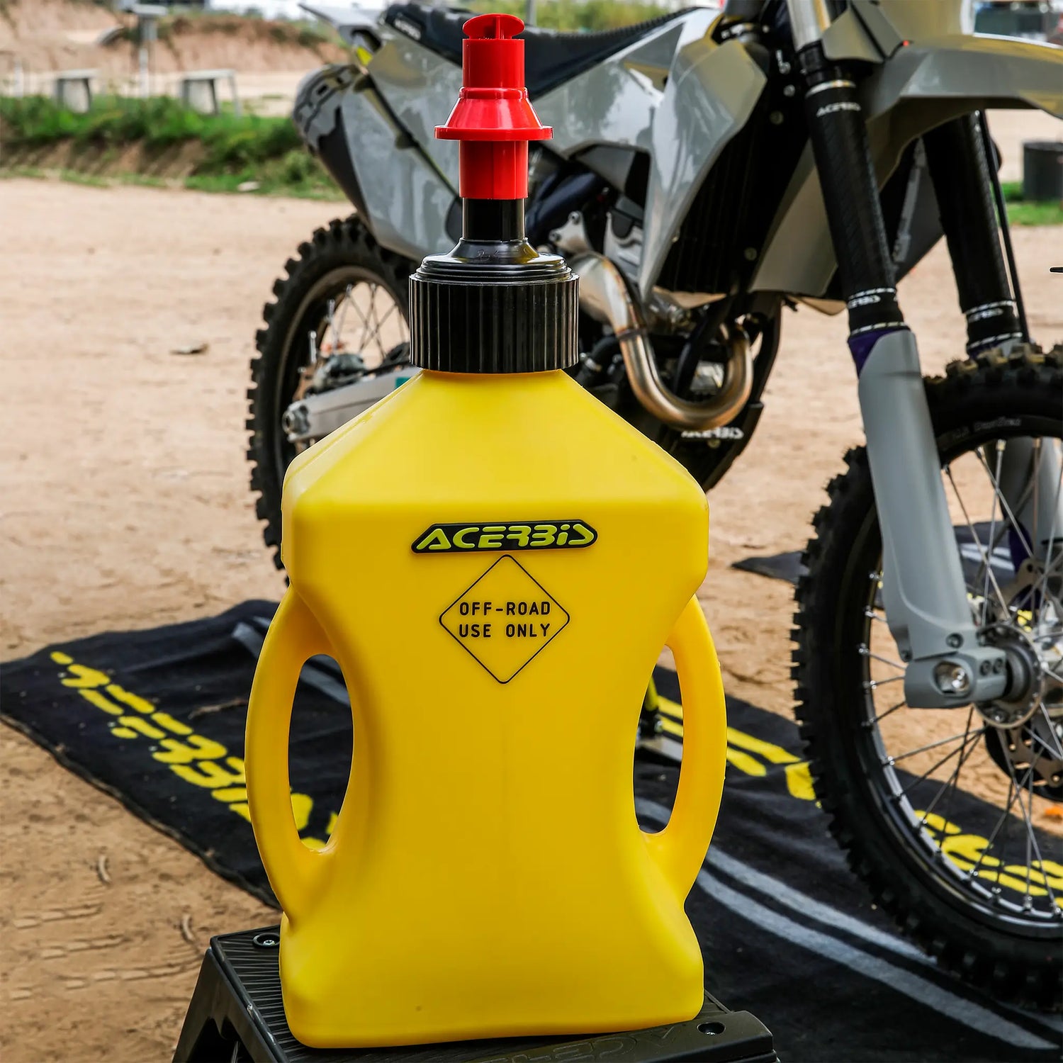 Bidón gasolina Acerbis 10 litros - Repostaje rápido