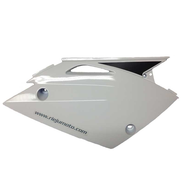 Tapa lateral trasera derecha Rieju MRX 50 - blanco 0/000.570.5214