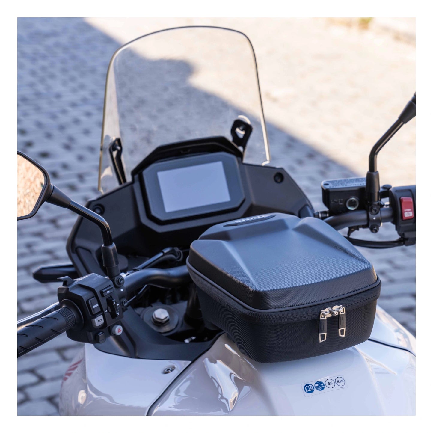 Shad Click System E09CM tank bag 