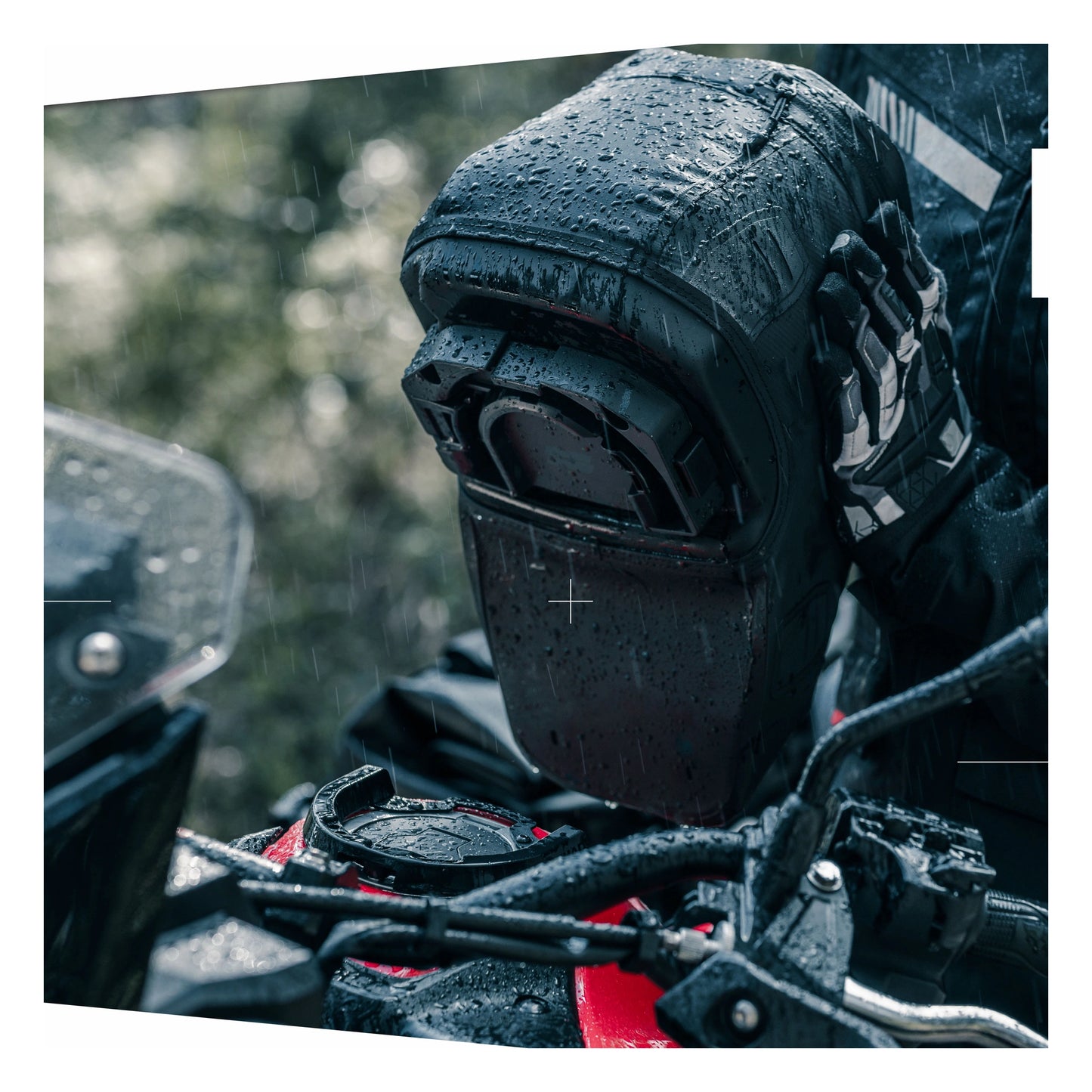 Shad Click System TERRA TR10CL tank bag 