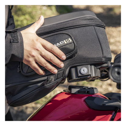 Shad Click System TERRA TR15CL tank bag 