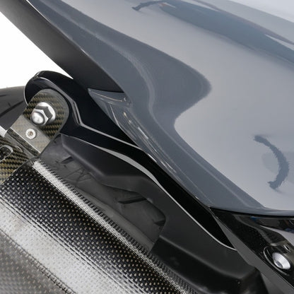 Tapa soporte de escape Yamaha T-Max 560  BCD