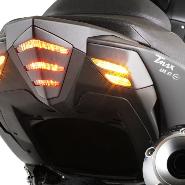 Tapas piloto trasero e intermitentes Yamaha T-Max 530 12-16 BCD