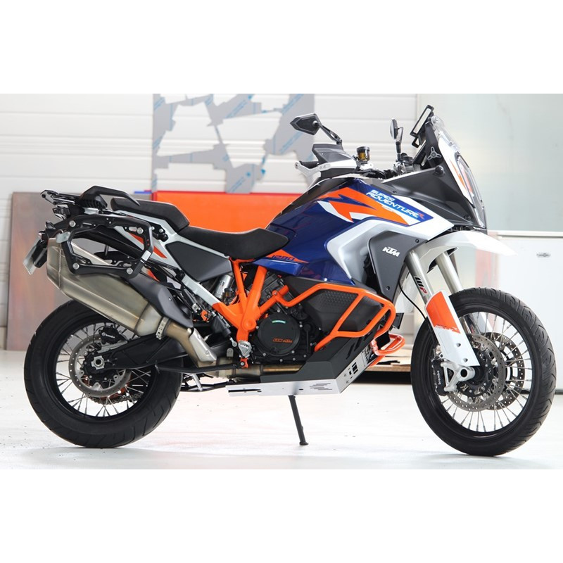 Protección cárter KTM 1290 Adv R/S 21–22 HDPE 8mm negra AXP Racing