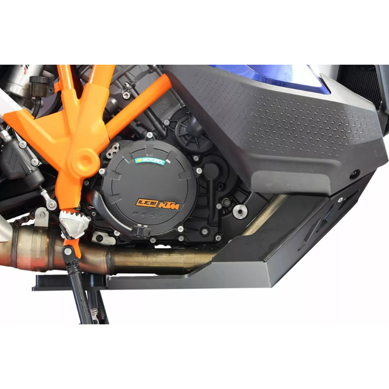 Protección cárter KTM 1290 Adv R/S 21–22 HDPE 8mm negra AXP Racing
