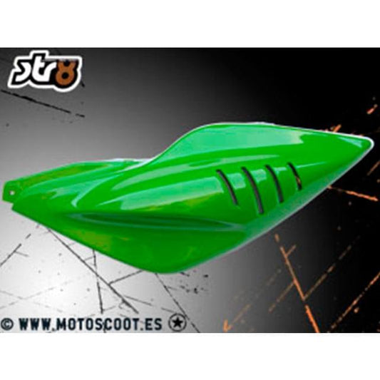 Tampa traseira lateral esquerda Yamaha Aerox STR8