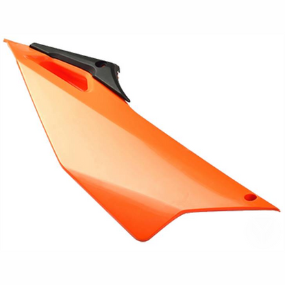 Tapa trasera derecha Pitbike YCF Pilot / Factory