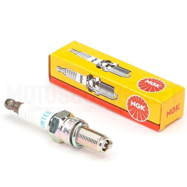 Motorbike spark plug CR6HSA